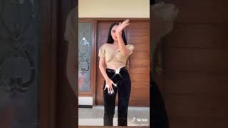 Download lagu tante intan cantik calon pemersatu bangsa mp3