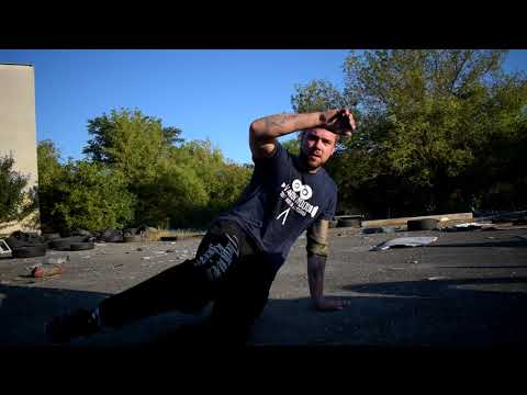 Mighty Shake Znojmo - Lektors - Peres - Looptroop - Long of The Law