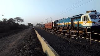 preview picture of video 'BEAUTIFUL!!EVENING.LOK SHAKTI EXPRESS skips FROM CHANDKHEDA ROAD.'