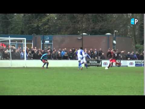 Voetbalwedstrijd v.v. Drechtstreek en v.v. Papendrecht.