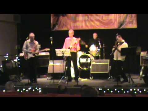 The Shadows Tribute Band Atlantis play PEACE PIPE