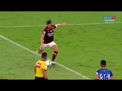 Um GOLAÇO com um chute indefensável no ângulo do goleiro do Avaí em 2019
