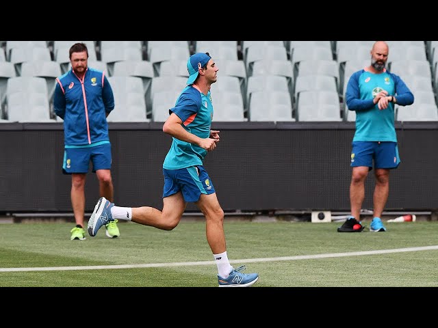 Smith takes reins from Cummins as Boland returns | Qantas Runway Report