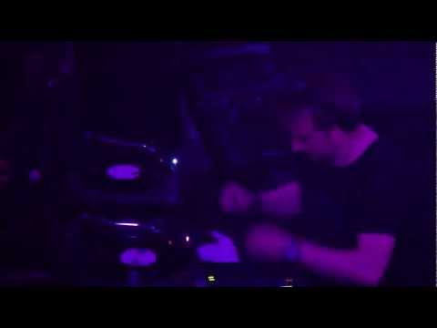 DJ CP(Cédric Piret)Rétro Halloween 31.10.2012.Pulse Factory.