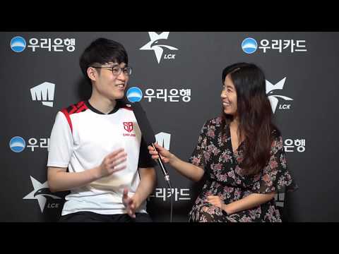 SANDBOX OnFleek expresses his love for drakes, "They are good for health!" | Ashley Kang