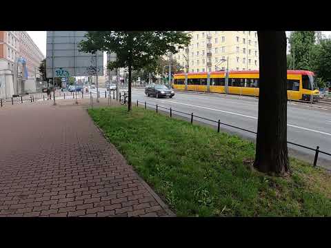 First Day in Warsaw! - Catching Tram 7 to Warsaw Central Station for Krakow Train