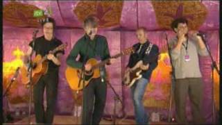 Crowded House - Saturday Sun : Isle of Wight Festival 2010