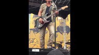 Keith Urban RipCORD &quot;gettin in the way&quot;