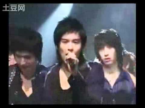Super Junior - cute moment 1 (Miracle, U, Dancing Out and Happiness)