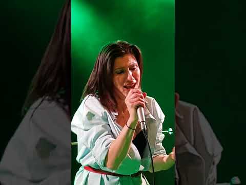 Elisa - No Hero live @ Frannz, Berlin 10/05/18