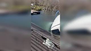 poggiomarino-frana-la-strada-furgone-sprofonda-all-improvviso