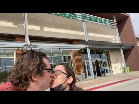 PSS 1581 - Whole Foods of Fort Worth with Classic Cat Alert, Cookie Bar, Wine selection #wholefoods