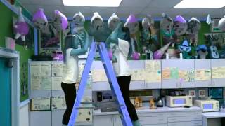 &quot;Vamos A La Playa (Video Edit)&quot; Fan Video