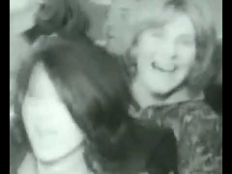 Batsükh Dorj & Johanni Curtet Teenybopper Crowd