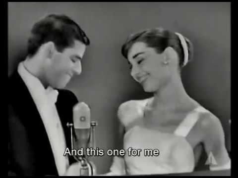 Audrey Hepburn cute and adorable moment at Oscar 1956