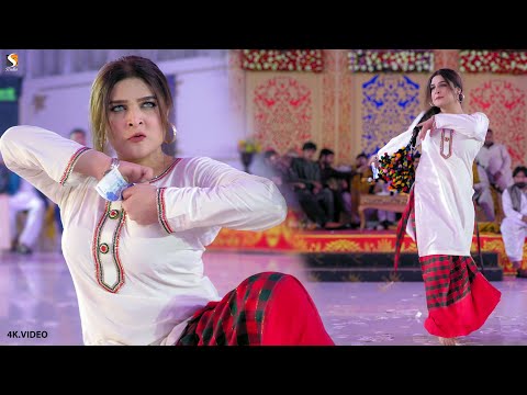 Jave Kachiyan Ghariyan , Chahat Baloch Dance Performance Mandi Bahauddin Show 2023