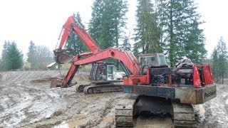 preview picture of video 'Poclain GC120 Excavator pt 1 of 2'
