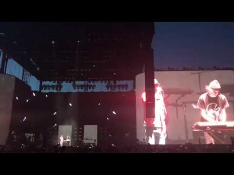 [Final Show] Porter Robinson & Madeon - "Shelter (Encore)/ Language"  Live at Coachella 2017