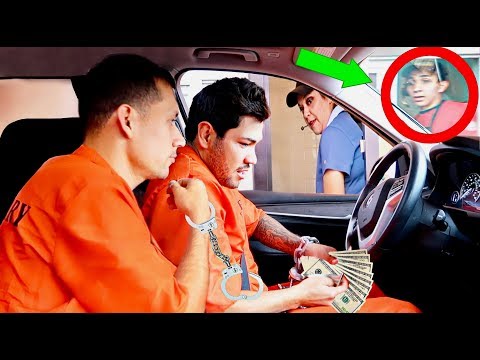 PRISONERS DRIVE THRU PRANK - (Crazy Reactions)