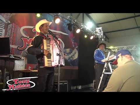 MARIA TCHA TCHA TCHA  ao vivo tony Mathias e doriko alex em DORIZON Paraná