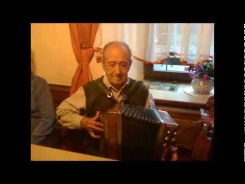 Die kugelberger - A so a Almpartie.mp4