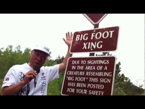 Pikes Peak PPIHC 2011 Monster Tajima Vlog vol.31 6/25/2011 - Monster finds a special sign
