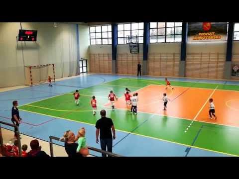 ZKP Asy Zakopane - AP Wisła Czarny Dunajec 1-0, Turniej Skrzatów, 5-6 latki, gol Klary Kulpińskiej