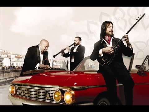 Taksim Trio - Kumsalda Dans (Sendur)