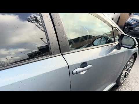 Toyota Corolla 1.8 Hybrid Luna Sport 4dr - Image 2