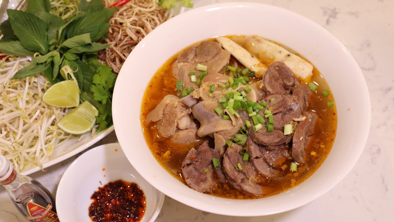 Nguyên Liệu Nấu Bún Bò