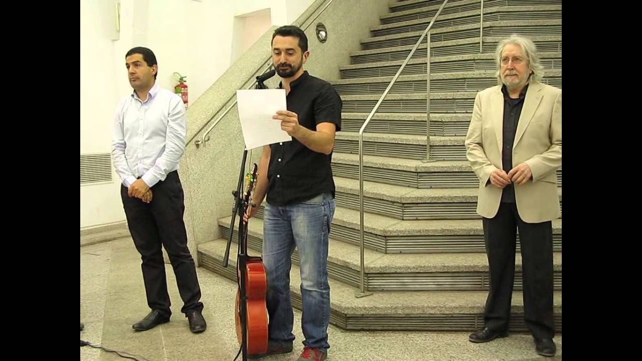 Toni Miró incorpora 22 quadres a l'exposició 'El Vol del Gat', que ja es pot visitar a la Llotja Sant Jordi d'Alcoi