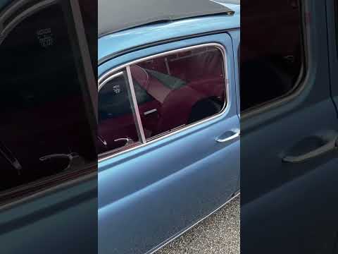 Fiat 500 seen in Edinburgh Indiana