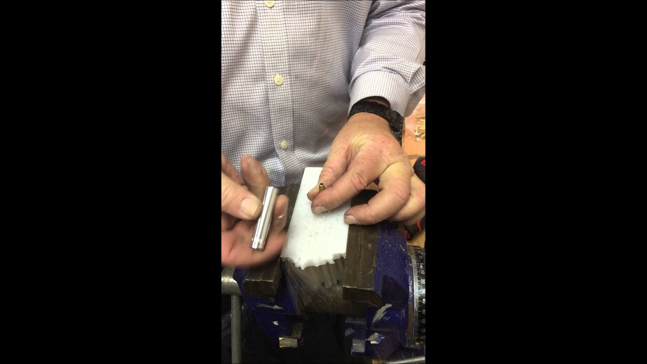 Learn how to install Pencil Jets in your water-fed pole brush