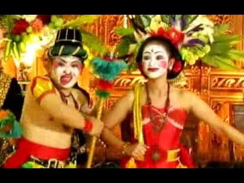 Javanese CLOWN DANCE / Tari Edan Edanan Indonesian Dance / Wonderful Indonesia [HD]