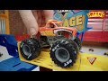 Monster Jam Garage Playset with 1:64 Grave Digger - Smyths Toys