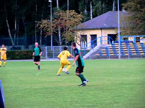 LO, 7.09.2011, MKS Mazovia - Korona Olszyc 8:0, gol Kuby Gańko