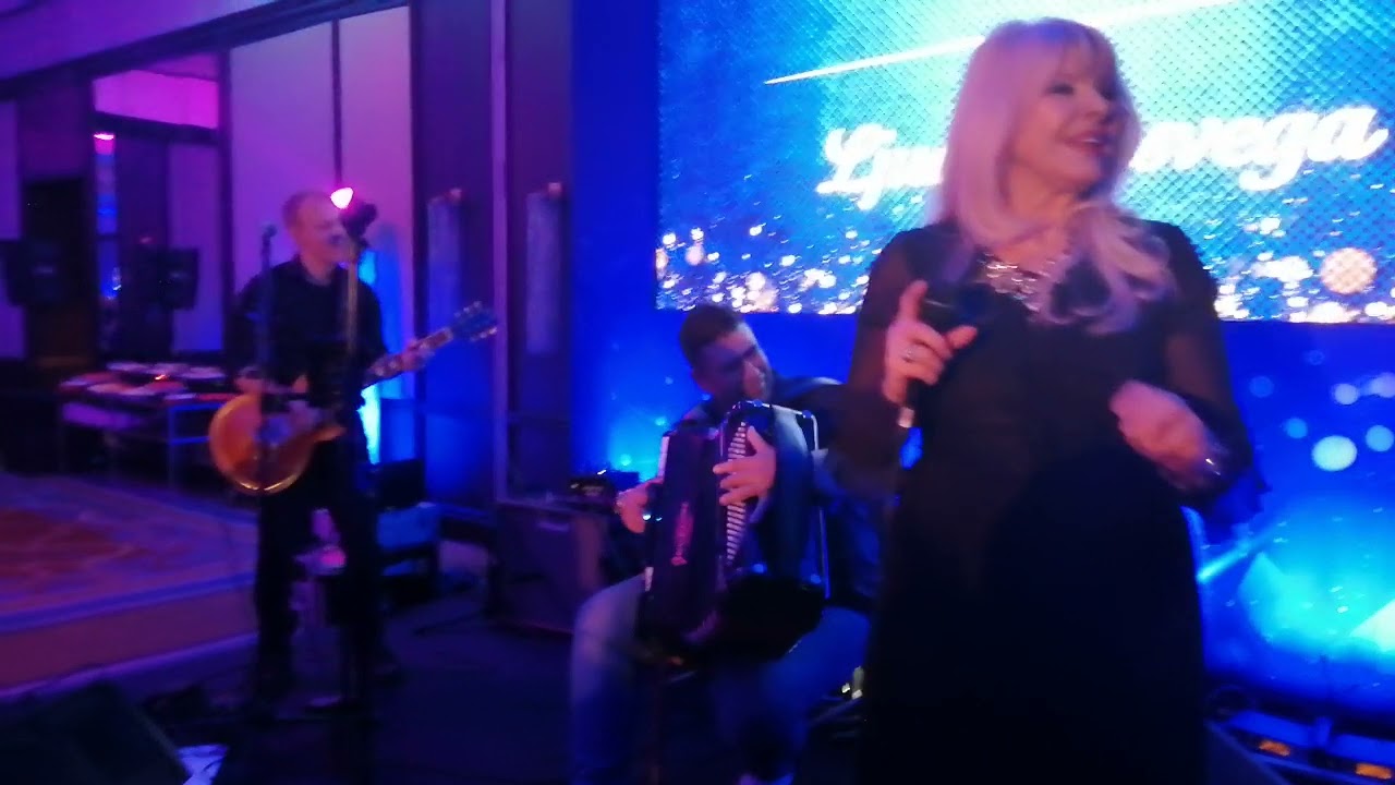 Hanka Paldum & Double Trouble band - Zbog tebe  (Hyatt 2021)