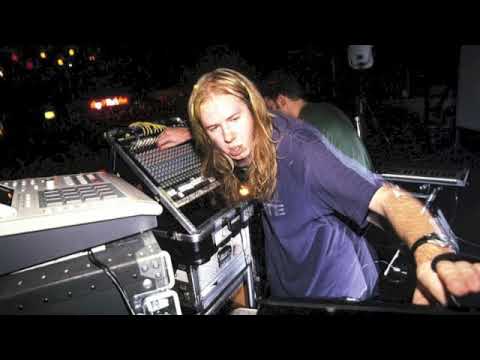 The Chemical Brothers - Live @ (1999-20-10) Paris Zenith France
