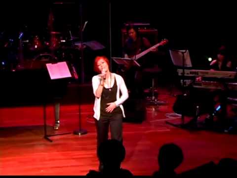 Ruth Ling - M.Y.L.E.N.E (Live)