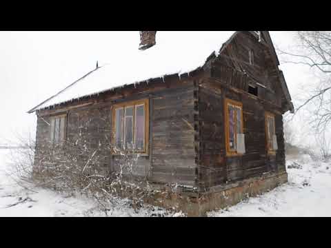 Drewniany domek pod lasem - urbex