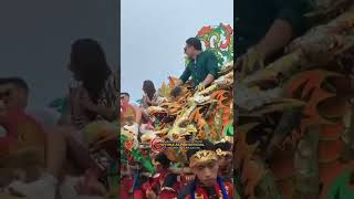 Download lagu ARTIS PAPAN ATAS NAIK SINGA DEPOK DI ACARA KARNAVAL SCTV HUT INDRAMAYU 495 2022 mp3