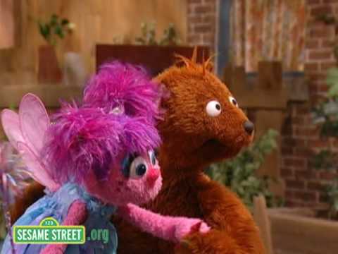 Sesame Street: Crayon Magic Letter I