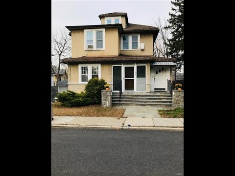 Residential for sale - 928 Frost Court, Peekskill, NY 10566