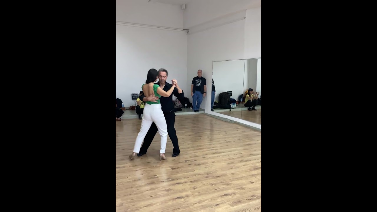 Milonga Class Demo -  Gustavo Rosas & Cornelia Roy