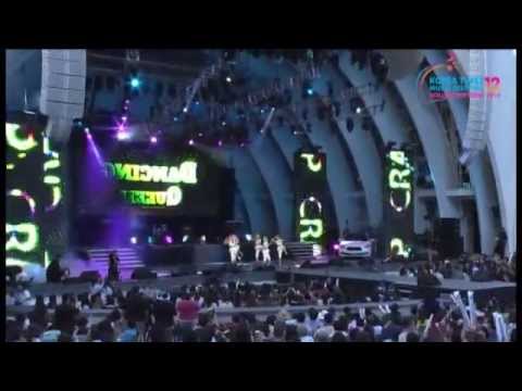 The 12th Korea Times Music Festival - 크레용팝 Crayon Pop "Uh-ee"