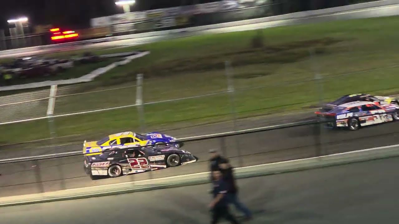 New London Waterford Speedbowl- Street Stocks feature 10-3-26