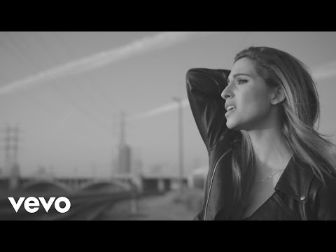 download lagu mp3 mp4 Snoh Aalegra Emotional, download lagu Snoh Aalegra Emotional gratis, unduh video klip Snoh Aalegra Emotional