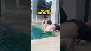 Download lagu Ada aja enzy sama om vincent nih #enzy #vincent mp3