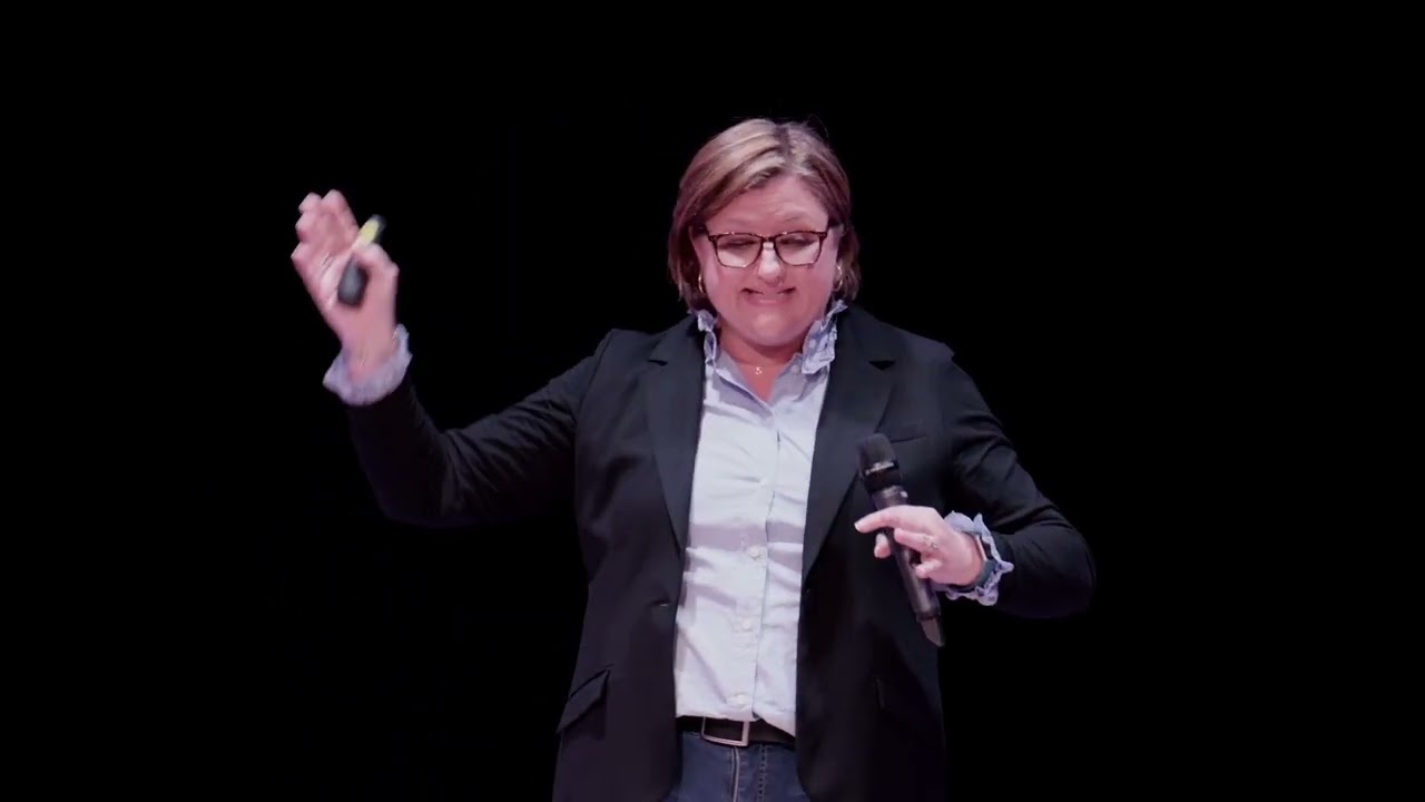 Shelagh Cummins on stage