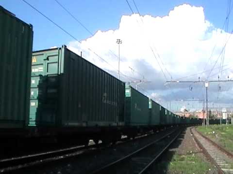 E655.502 in partenza col TC 56119 Rosignano - Bari Lamasinata